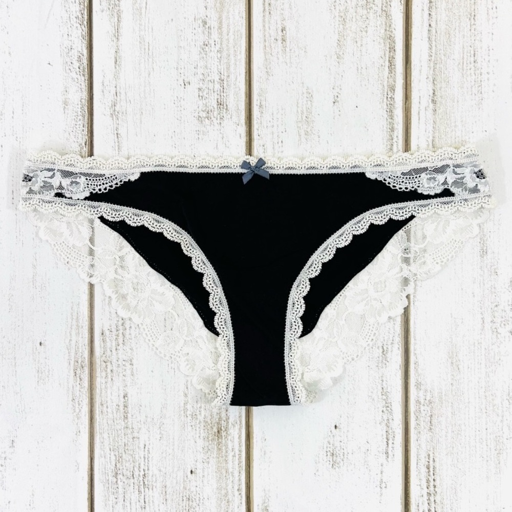 34C/M Victoria’s Secret Body by Victoria Bra & Cheekini Pantie Set - Picture 10 of 14